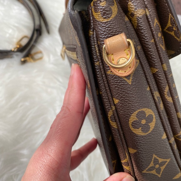 Louis Vuitton Pochette Metis - Picture 5 of 14